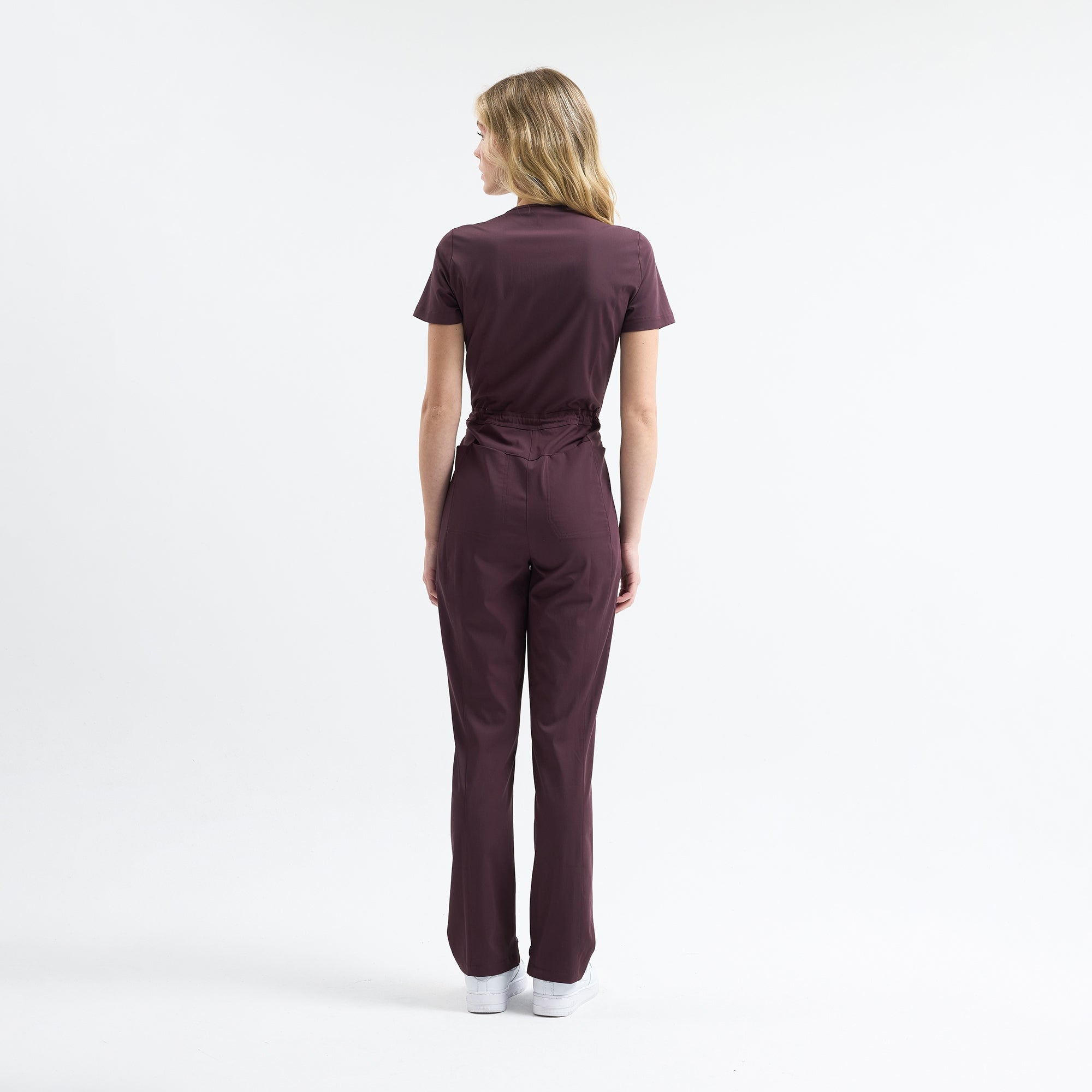 Sunray Slim Scrubs Chicory tulum arka görünüm; belden oturan kesim.