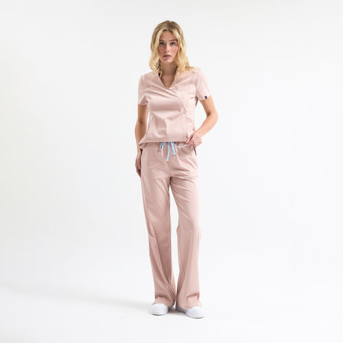 Rose Tokyo beli lastikli scrub pantolon, düz paça ve bol kesim