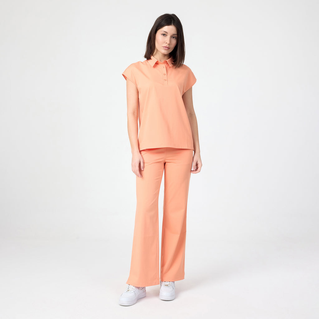 Tangerine kısa kollu polo tişört, yaka ve düğme sırası