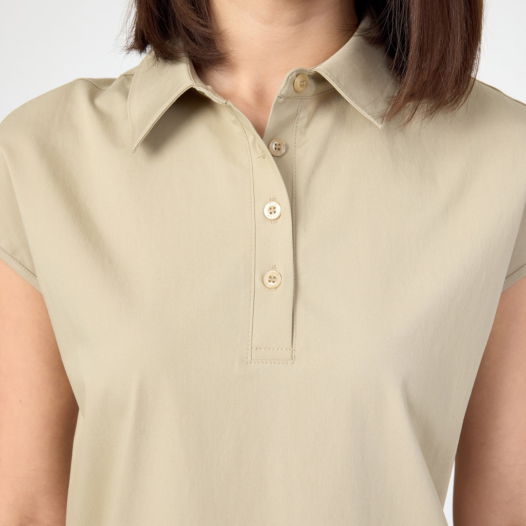 Pulse Polo Marl T-shirt detail: light beige polo collar and three-button placket