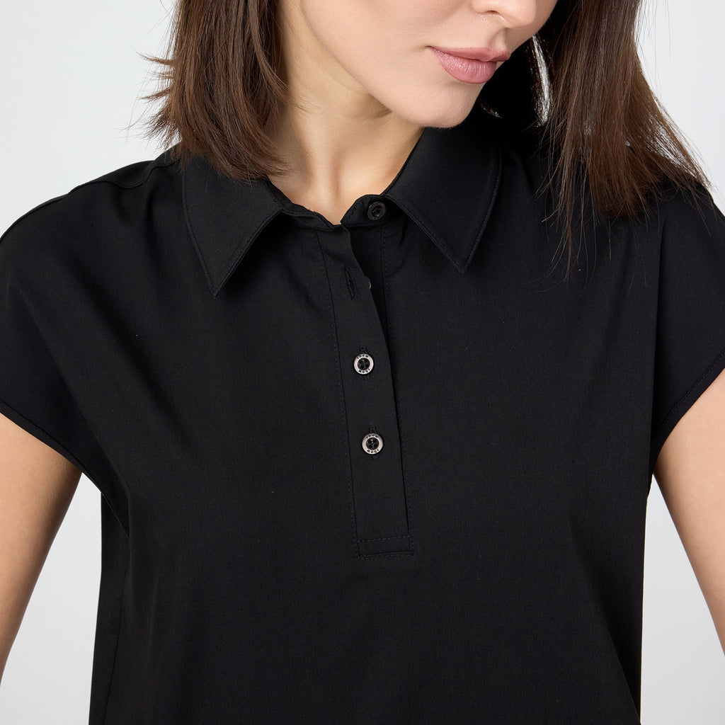 Rhow Shop black polo collar with button placket, short sleeves