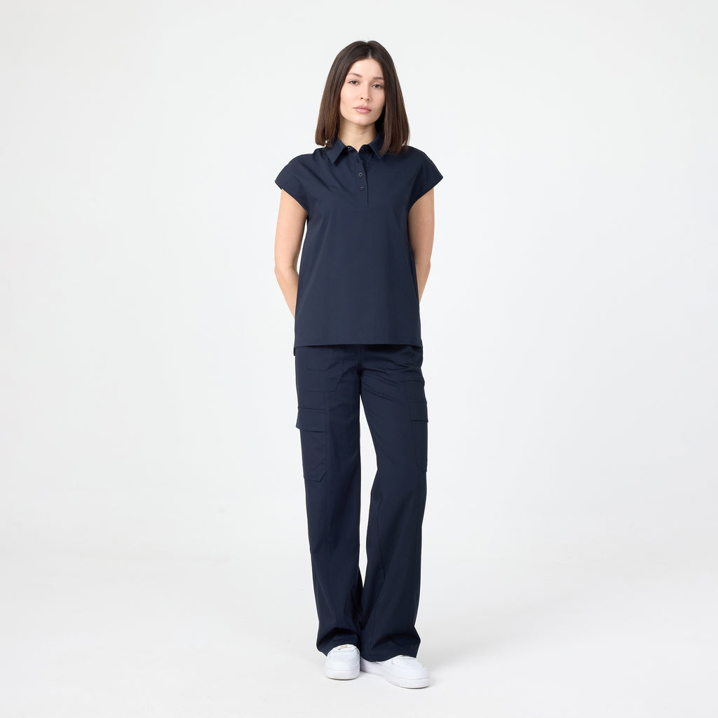 Navy polo T-shirt with short sleeves, button placket and pointed collar