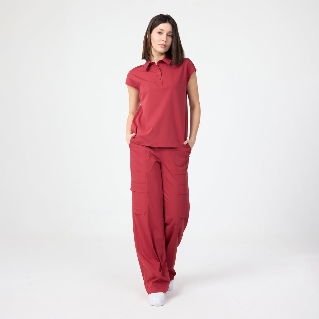 Scrub pantolonu, Chili renk bol paça ve bel kısmı