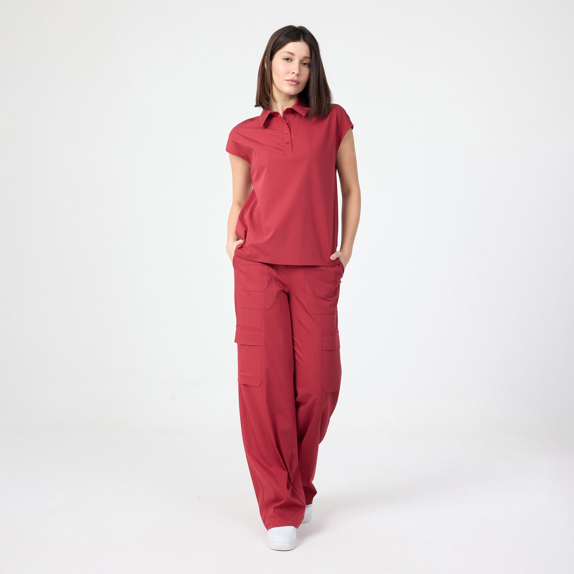 Scrub pantolonu, Chili renk bol paça ve bel kısmı