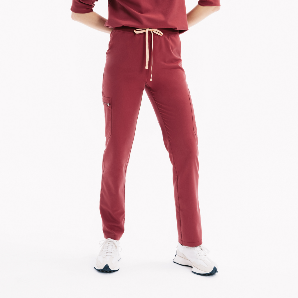 Chili slim scrub pantolon; bağcıklı bel, yan cep detayları