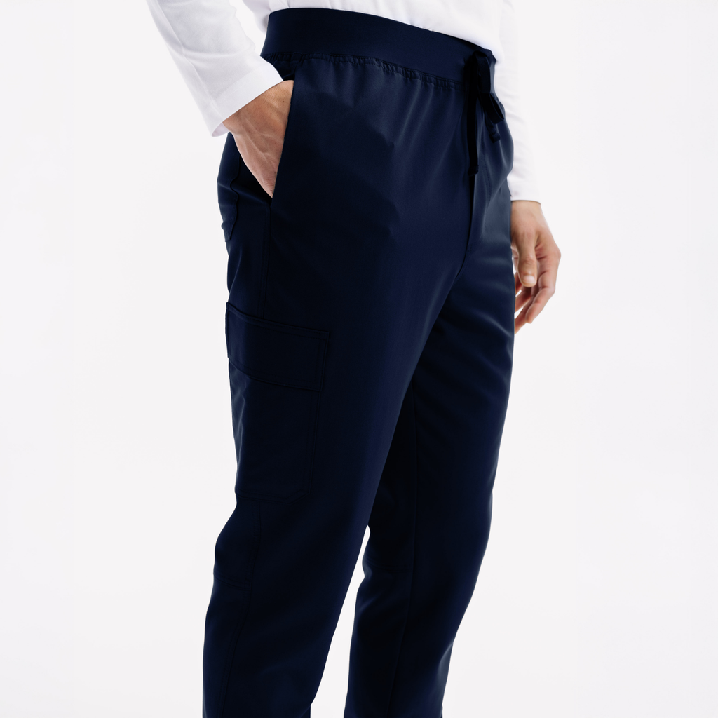 Lacivert jogger scrub pantolon; arka elastik bel ve yan cep detayı