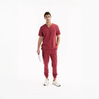 Bordo V yakalı scrub üst, kısa kol ve tek göğüs cebi