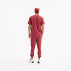 Sırt görünümü: Rhow Shop chili jogger scrub pantolon; arka cep ve büzgülü bilek