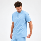 Boston Alaskan Blue Scrubs Üst, yaka ve kumaş görünümü